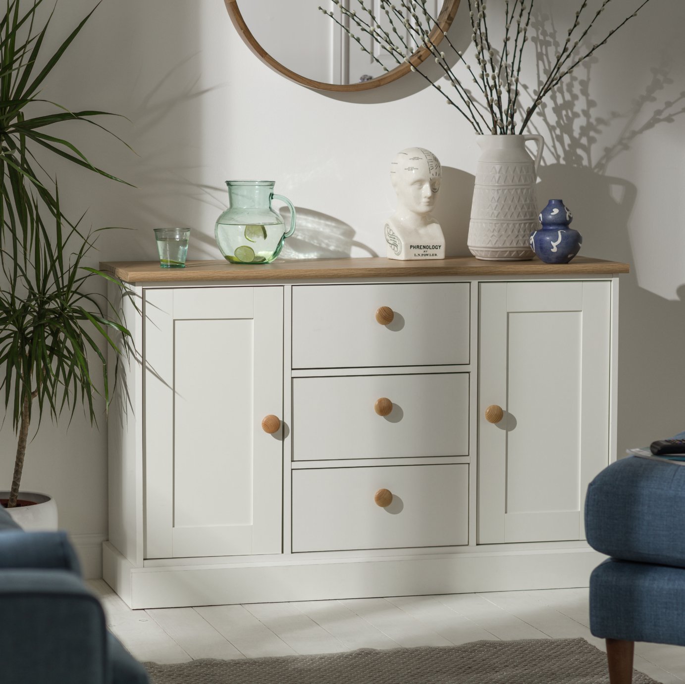 Argos Home Winchester 2 Door 3 Drawer Sideboard