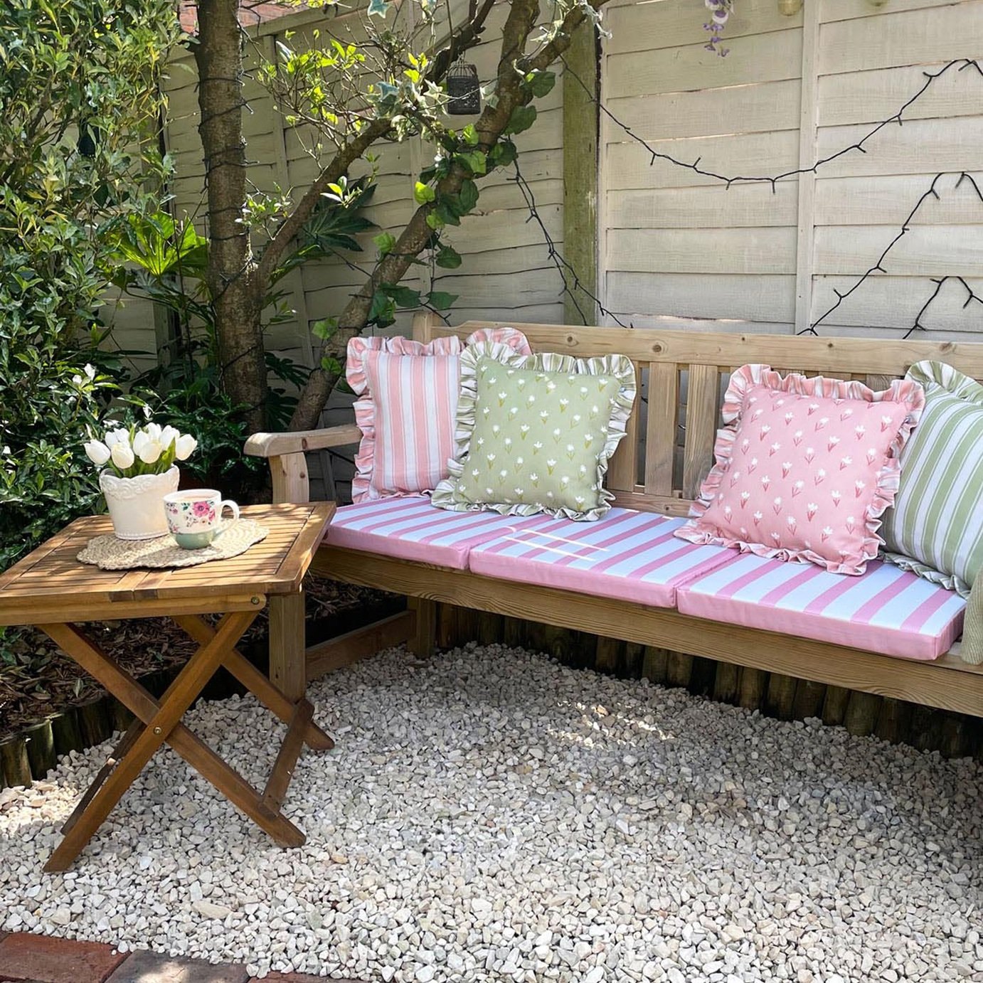 rucomfy Stripe Single Garden Bench Cushion - Pink & White