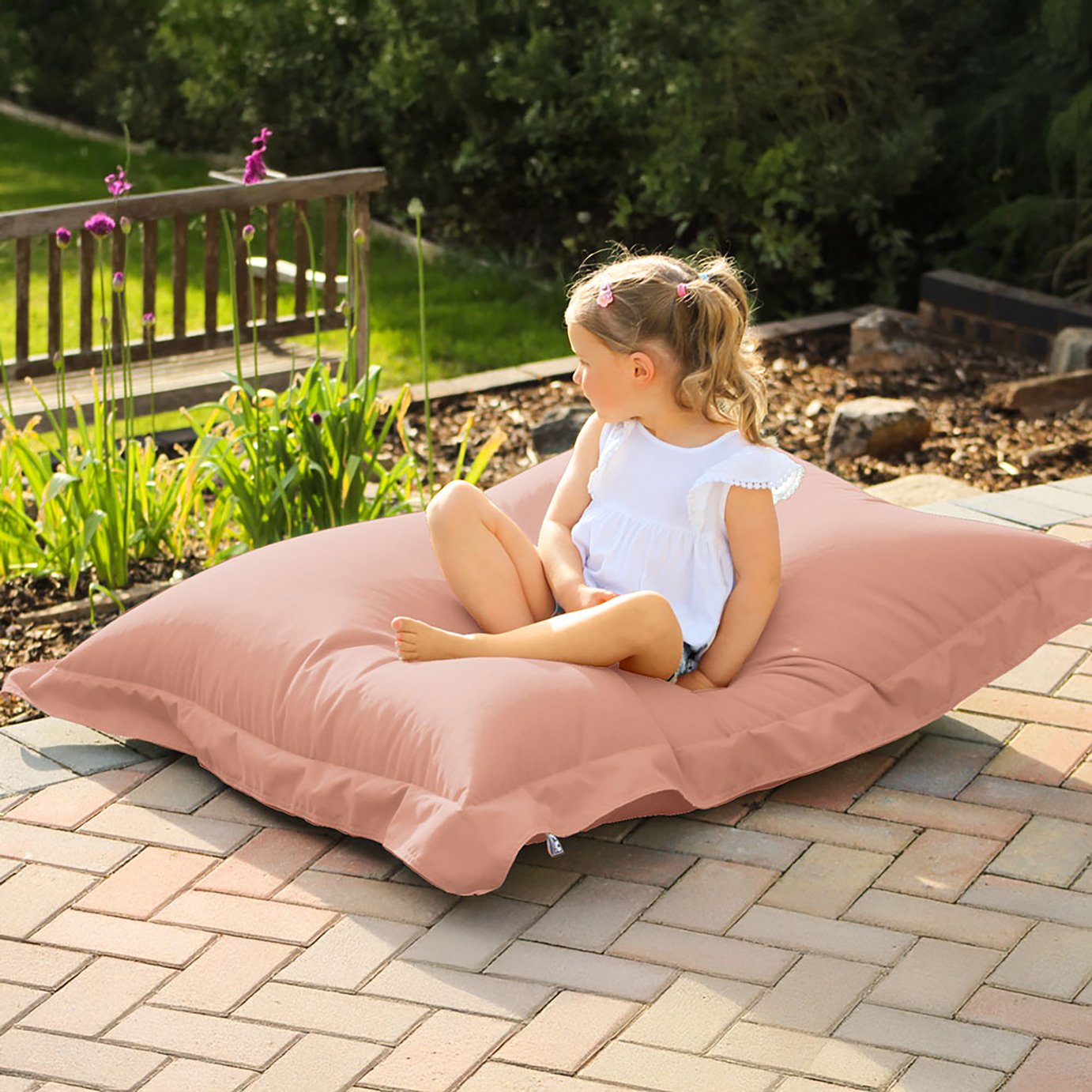 rucomfy Junior Outdoor Squarbie Beanbag - Pink