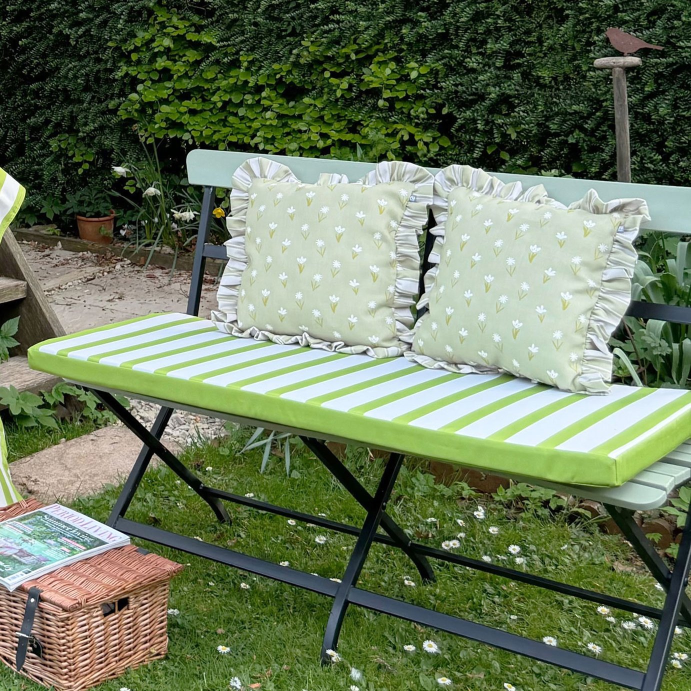 rucomfy Stripe Garden Bench Cushion - Green & White