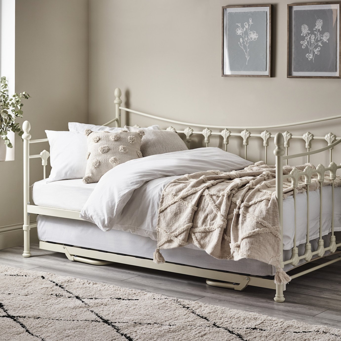Julian Bowen Versailles Single Trundle Day Bed - White