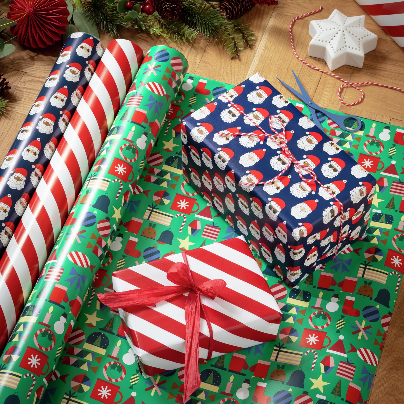 Argos Home 3 Rolls Candy Cane & Scandi Wrapping Paper Set