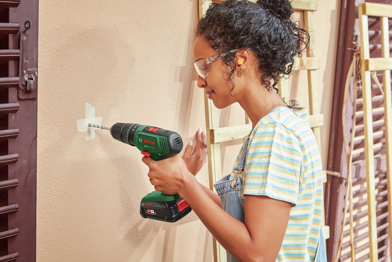 Bosch EasyImpact 18V-40 Cordless Combined Drill