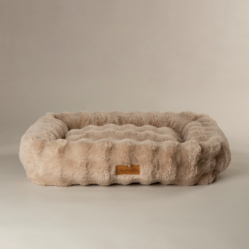 SCRUFFS ALPINE DOG BED CHAMPAGNE M
