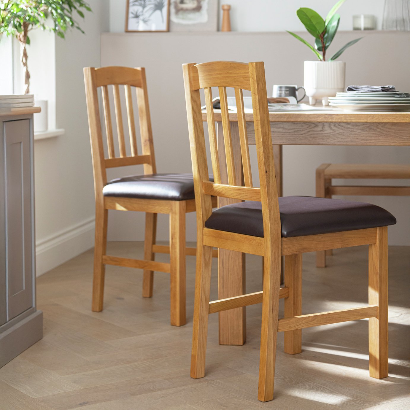 Argos Home Pair of 2 Oak Dining Chairs