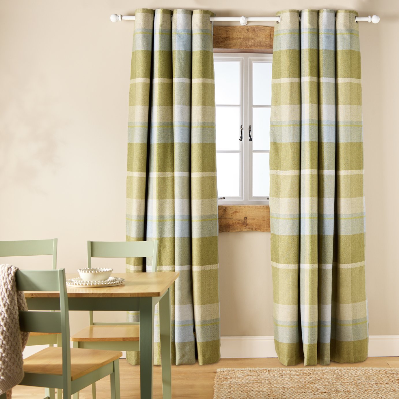 Argos Home Blackout Eyelet Curtains - Green - 168x229cm
