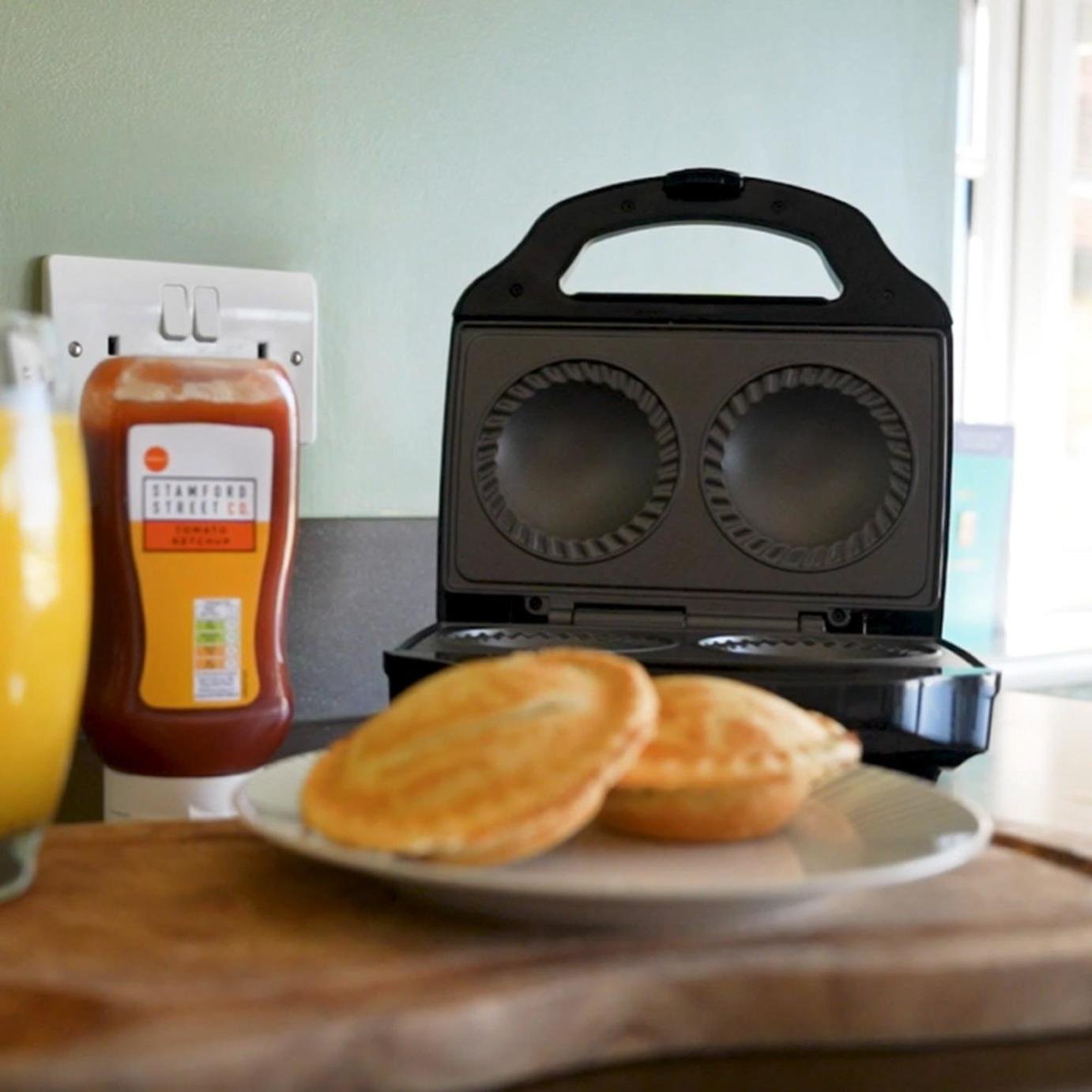 Menkind 2 Slots Pie Maker