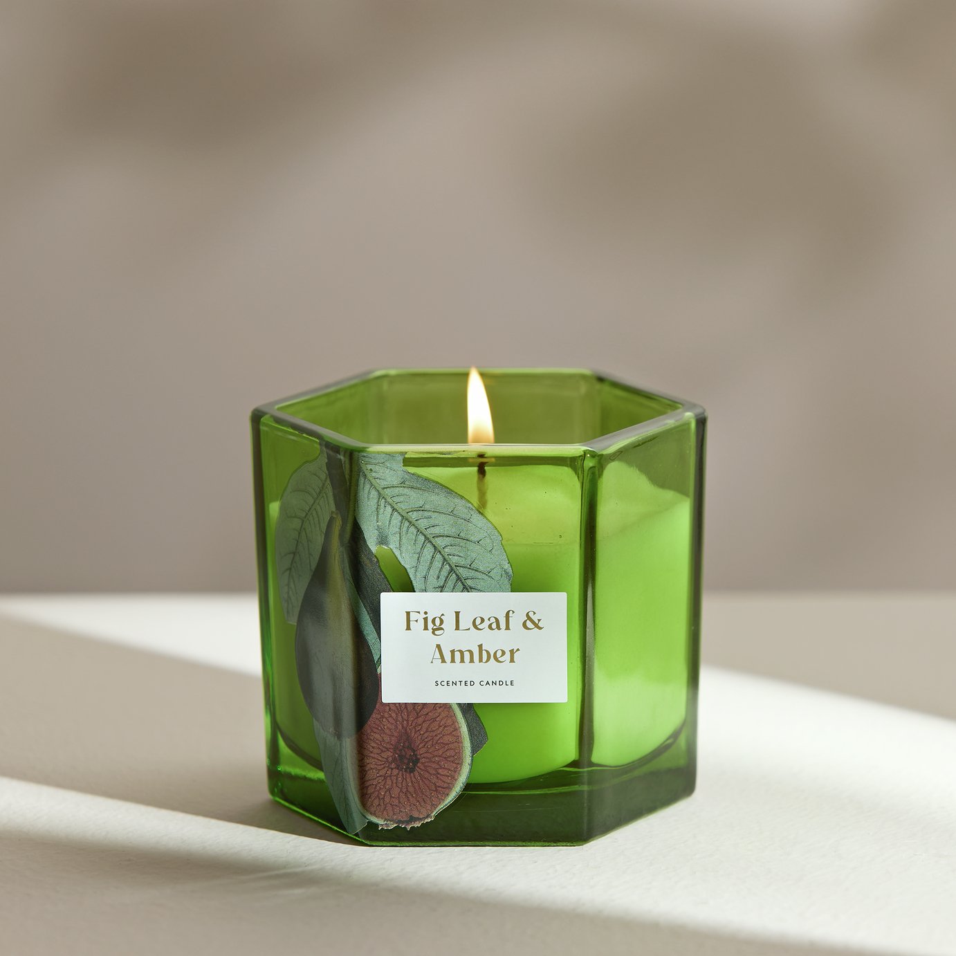 Argos Home Medium Boxed Candle - Fig Leaf & Amber