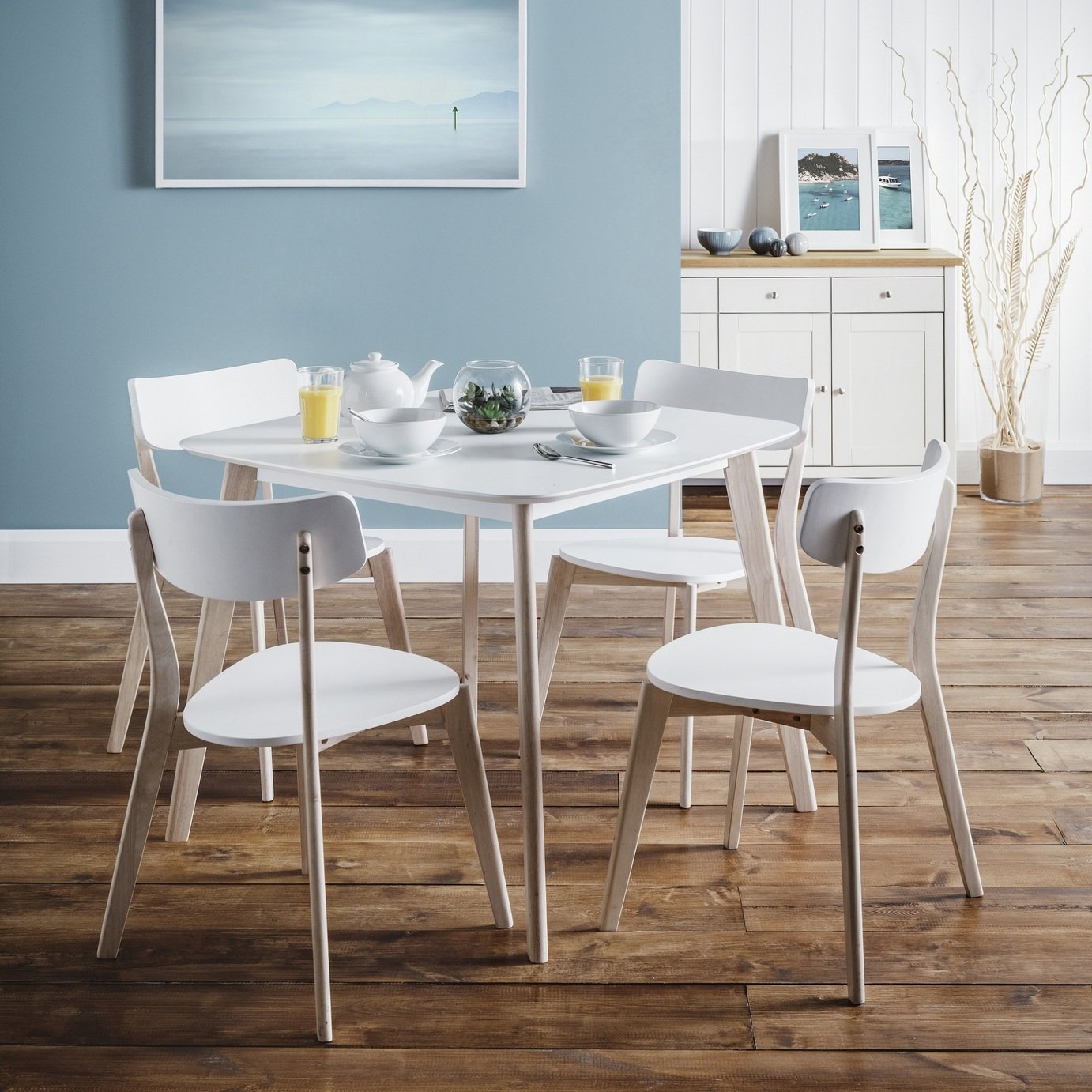 Julian Bowen Casa White Dining Table & 4 White Chairs