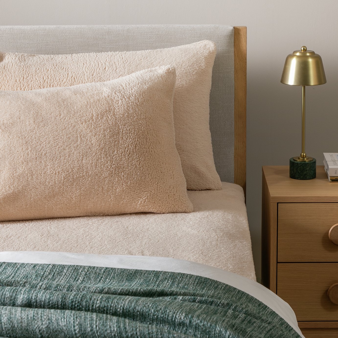 Argos Home Fleece Standard Pillowcase Pair