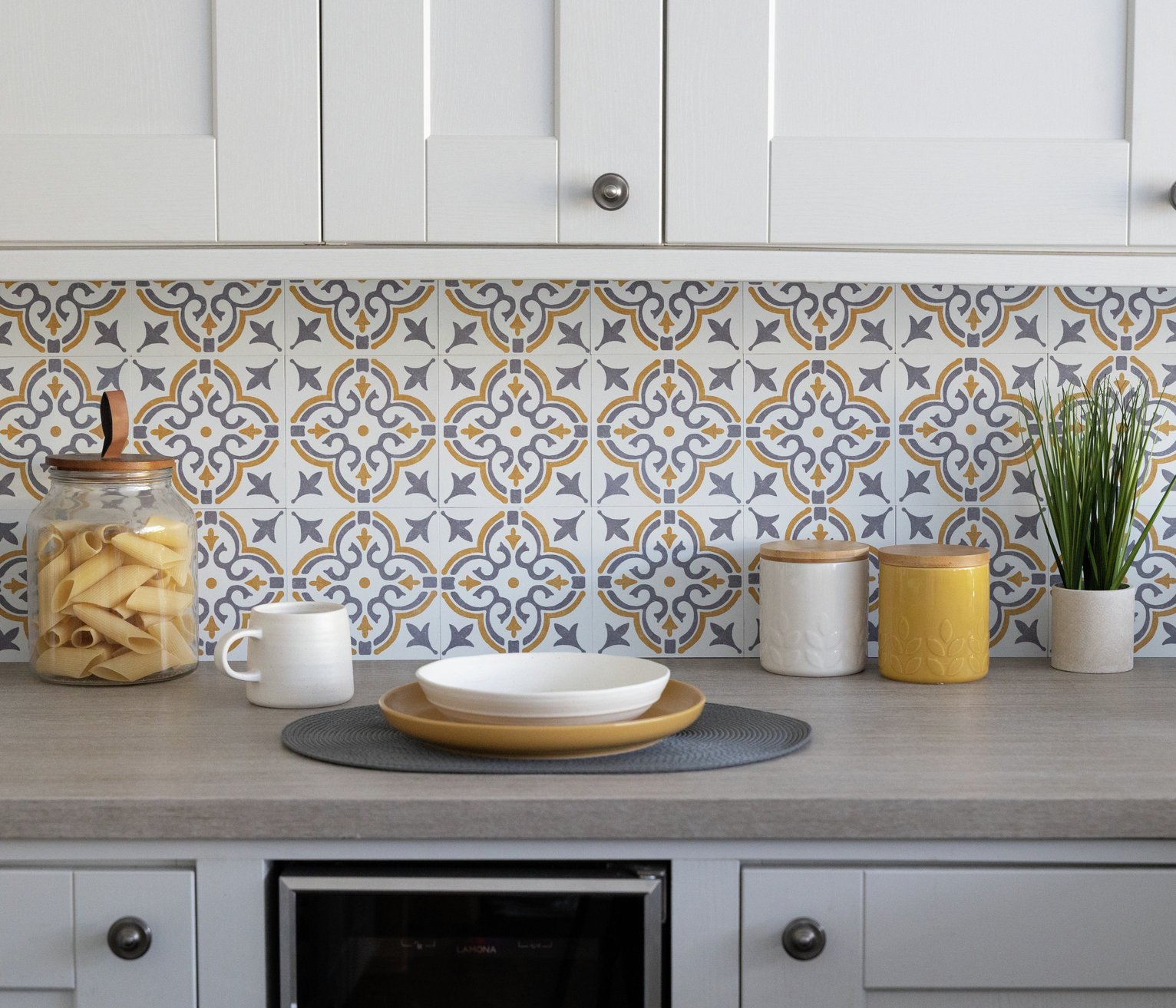 D-C-Fix Jamila Gold Peel & Stick Wall Tiles 15cm X 15cm 3Pk