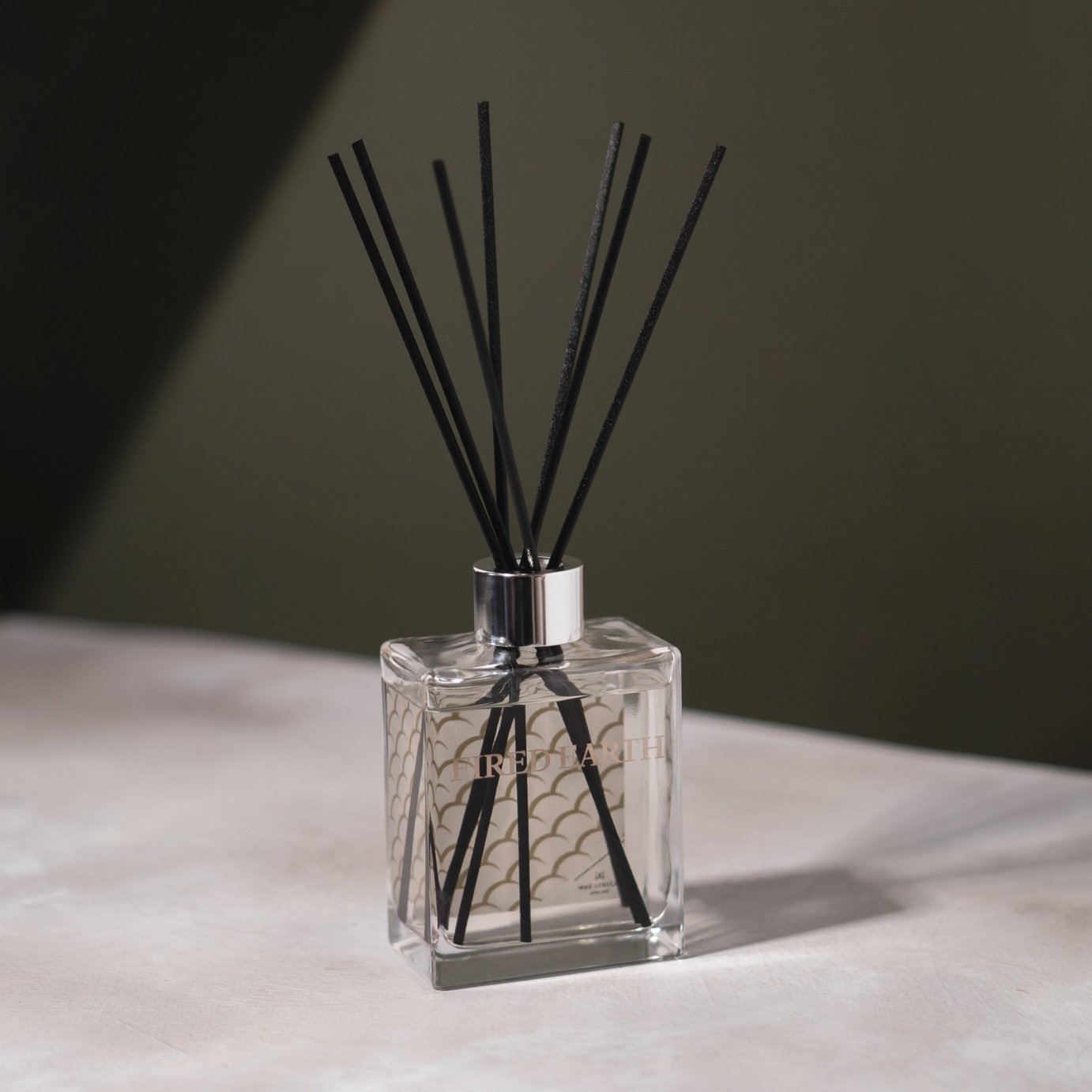 Fired Earth 180ml Reed Diffuser - White Tea & Pomegranate