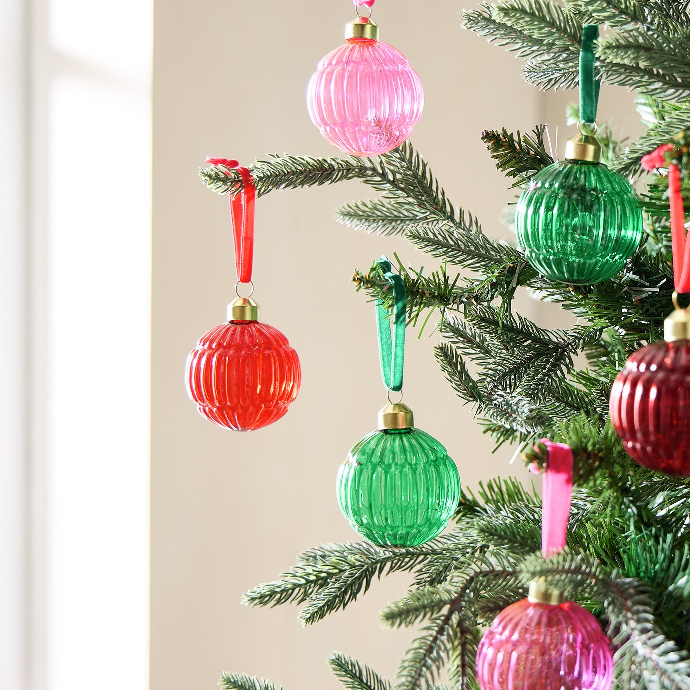 Habitat Pack of 6 Glass Christmas Bauble - Multicolour