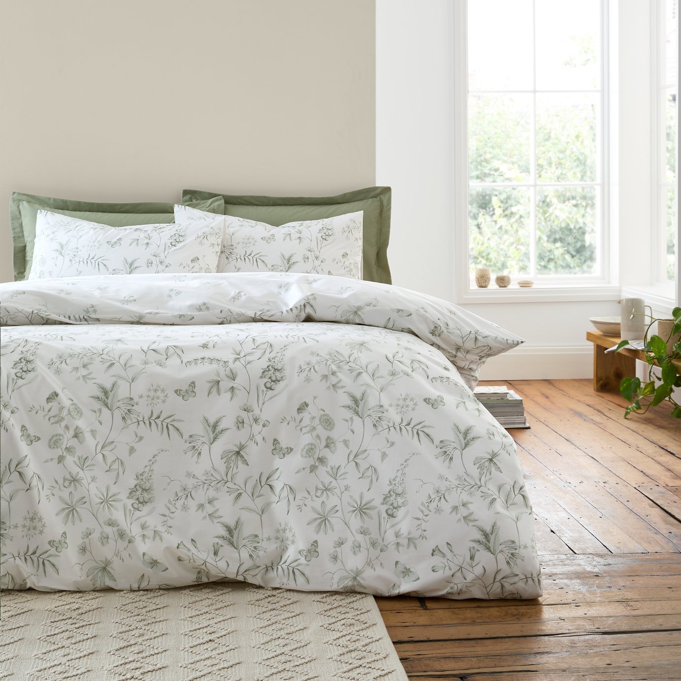 Bianca Cotton 200 TC Floral Green Bedding Set - King Size