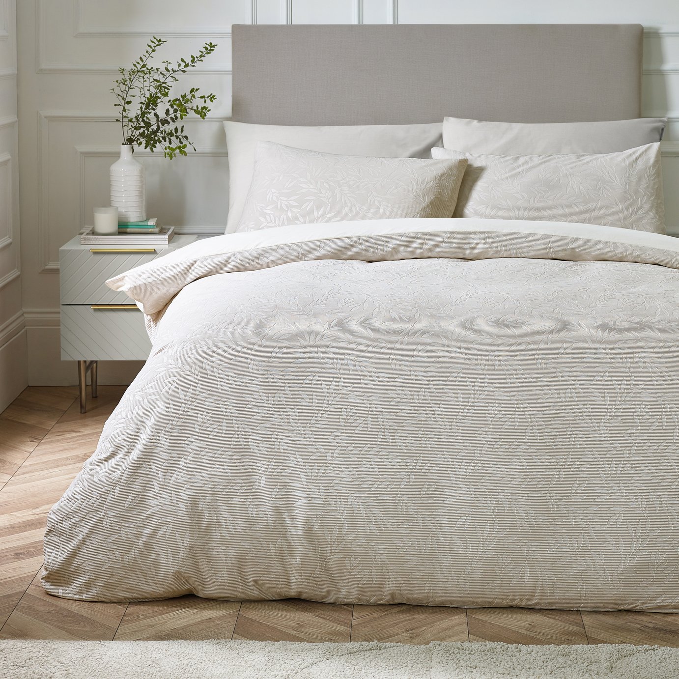 Catherine Lansfield Leaves Natural Bedding Set