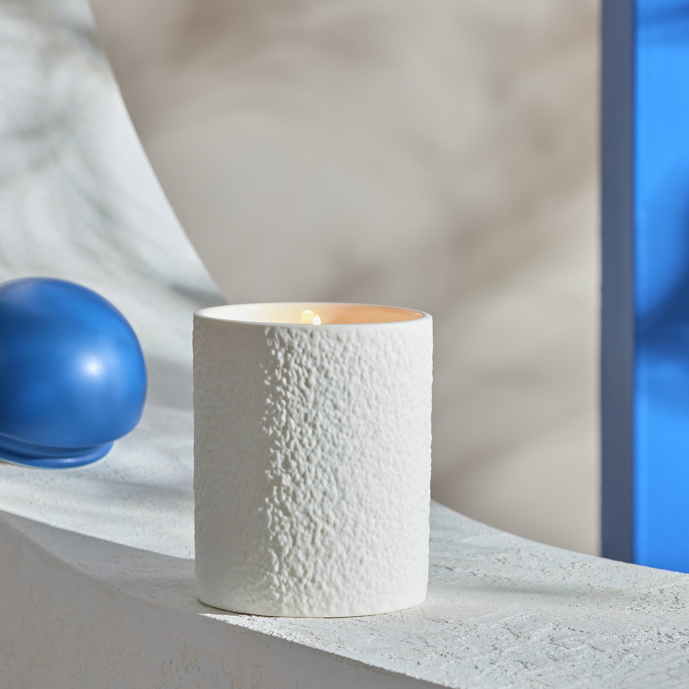 Habitat Medium Ceramic Candle with Lid - Santorini