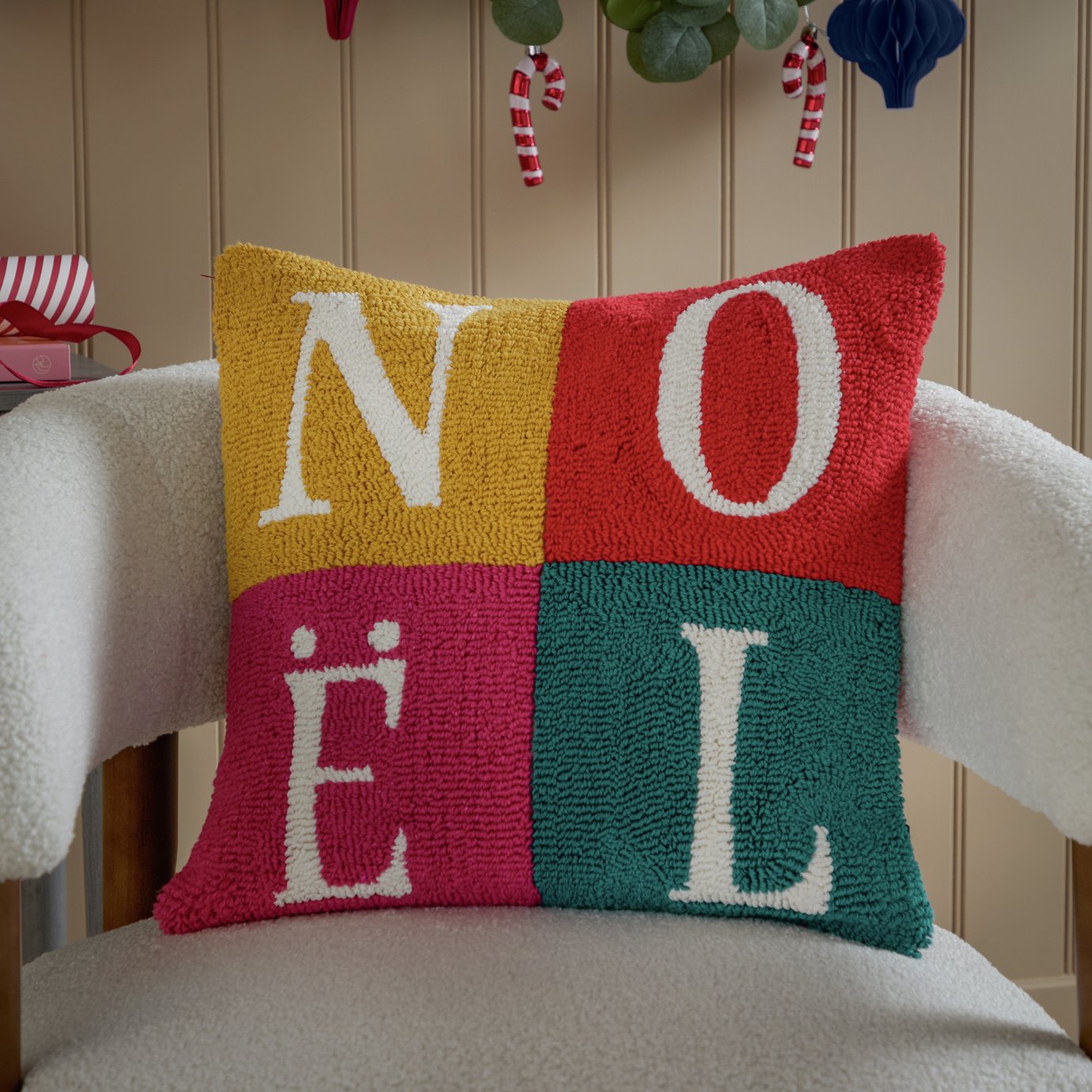 furn Noelle Loop Tufted Cushion - Red - 45x45cm