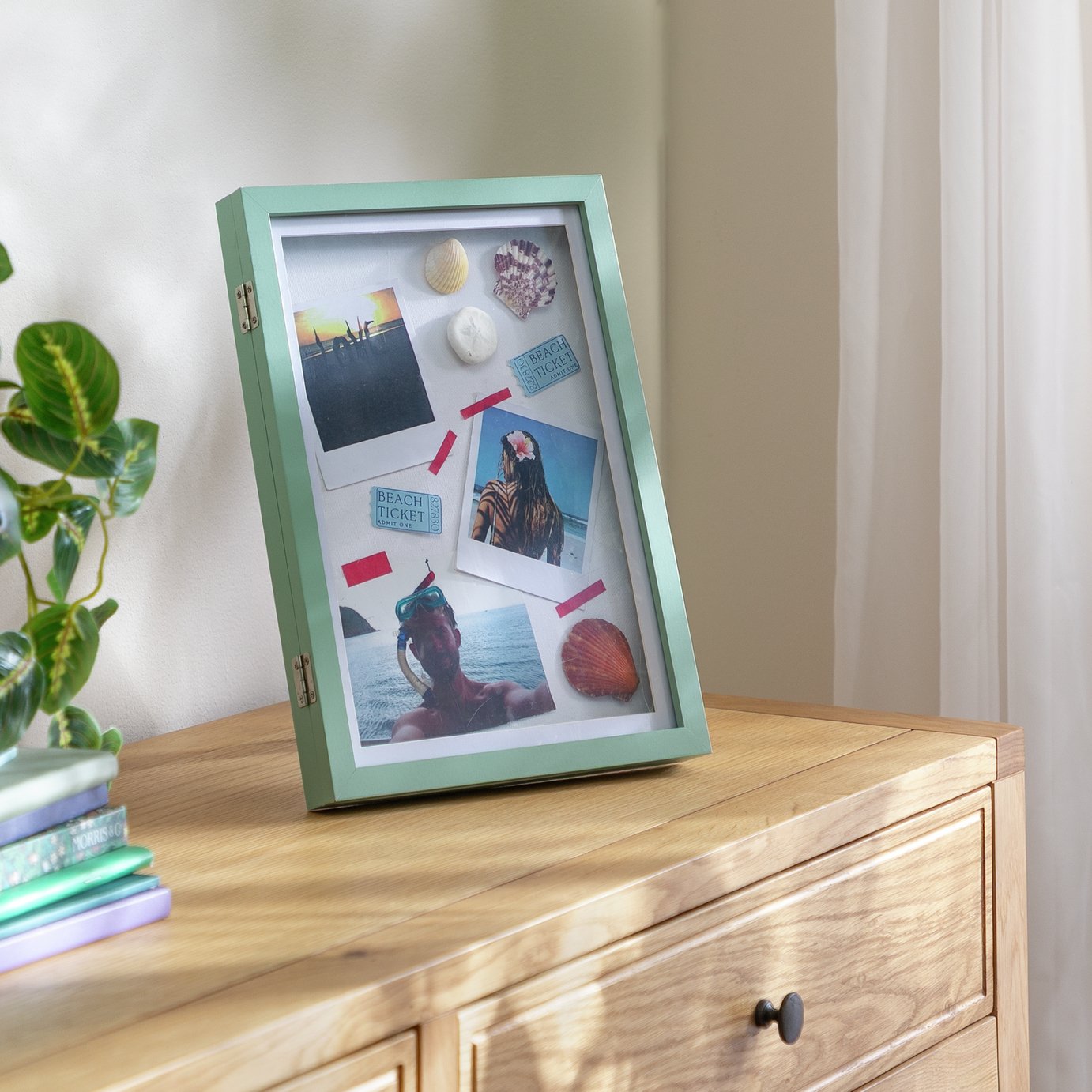 Habitat Green Picture Frame - 8x12" - A4
