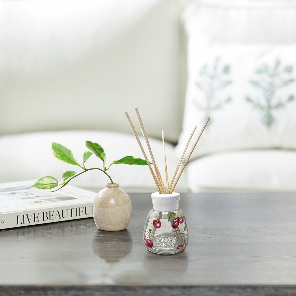 Yankee Signature 100ml Reed Diffuser - Black Cherry