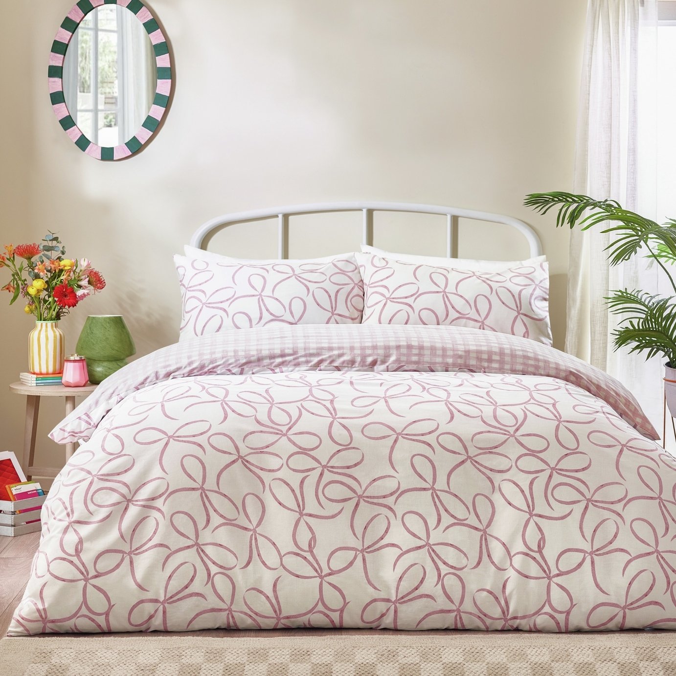 Heya Home Ribbons White Bedding Set - Superking