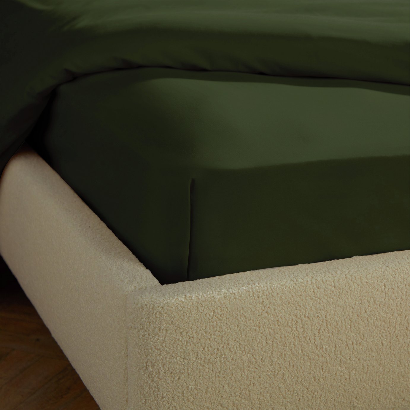 Silentnight Supersoft Plain Green Fitted Sheet - King size