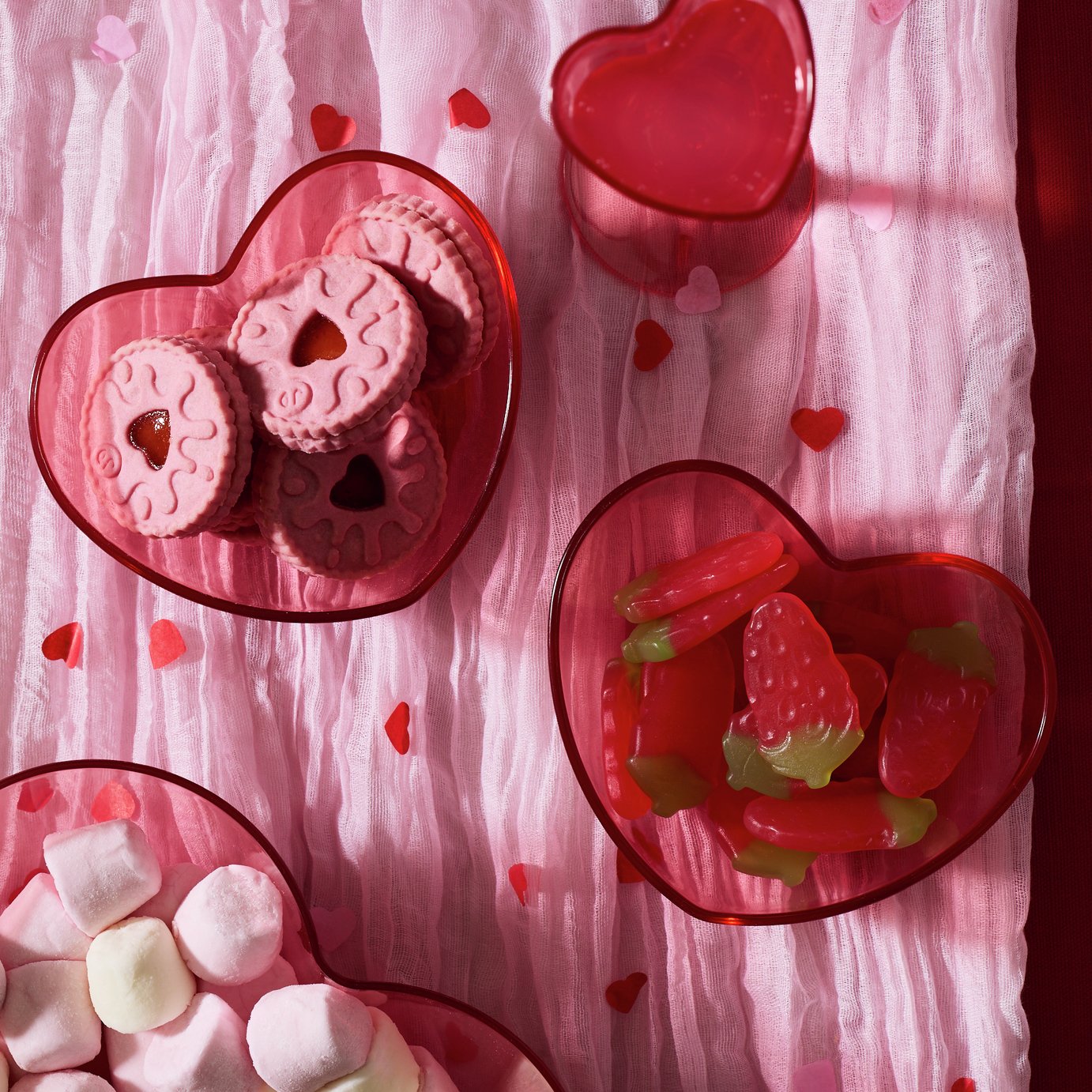 Argos Home Pack of 2 Valentines Heart Shaped Bowl - Small