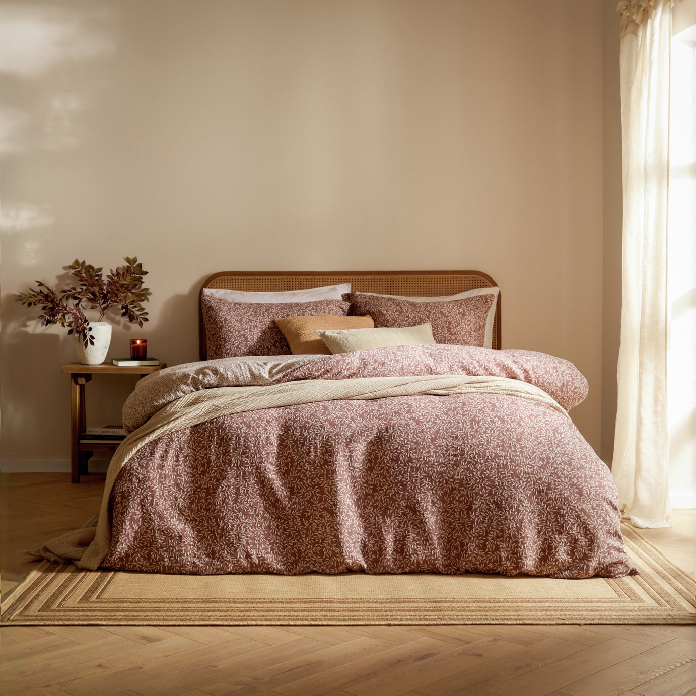 Yard Perrie Leaf Cinnamon Bedding Set - Super king