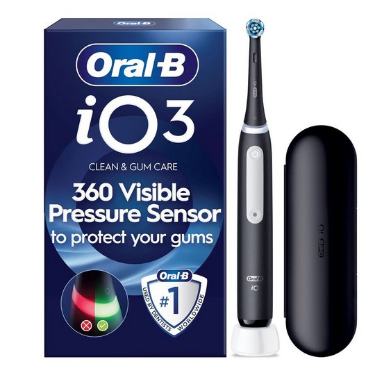 Oral-B iO3 Toothbrush and Travel Case - Matt Black