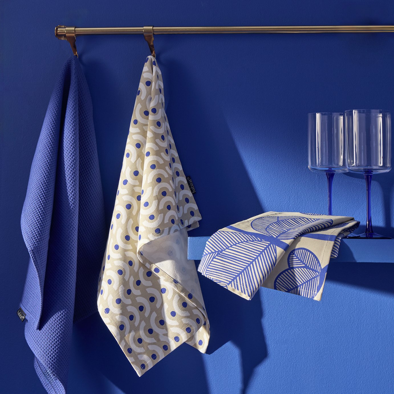 Habitat Set of 3 Tea Towels - Blue Leave & Wiggle