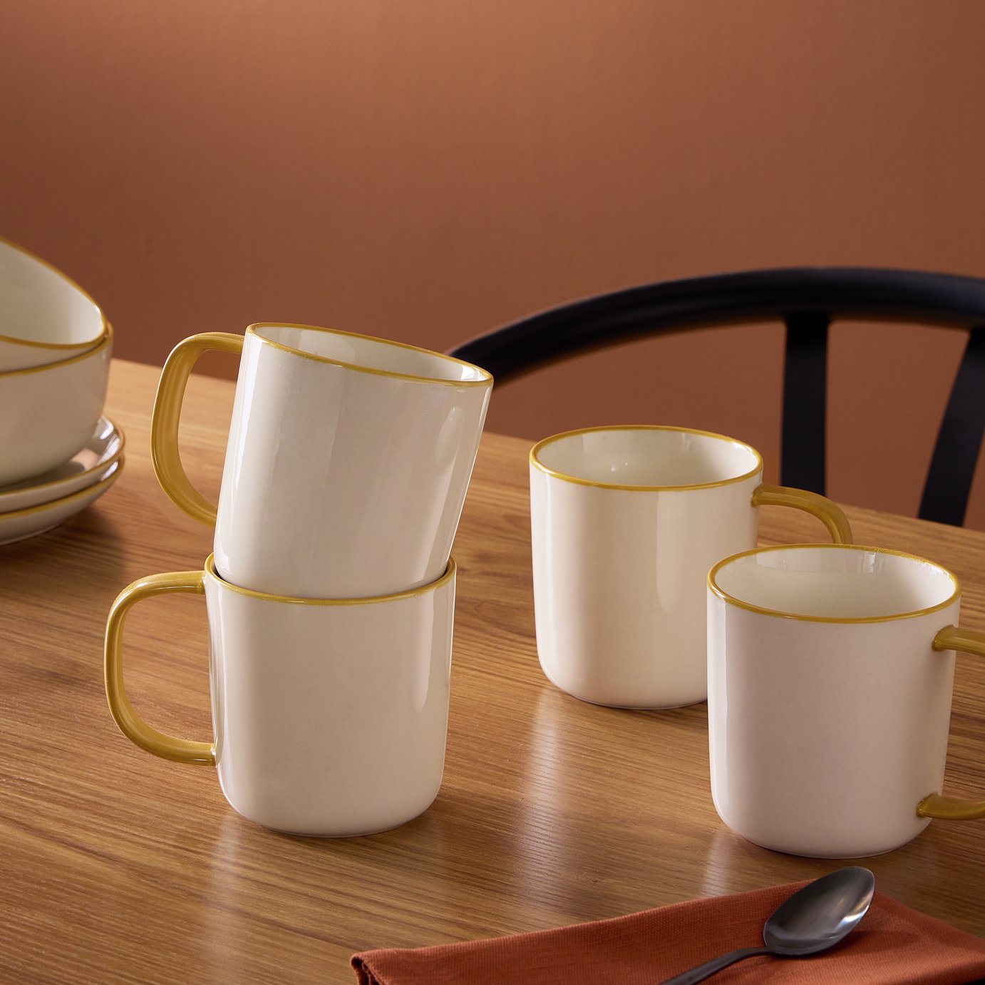 Argos Home Mustard Rim Pack of 4 Stoneware Mugs - Off White