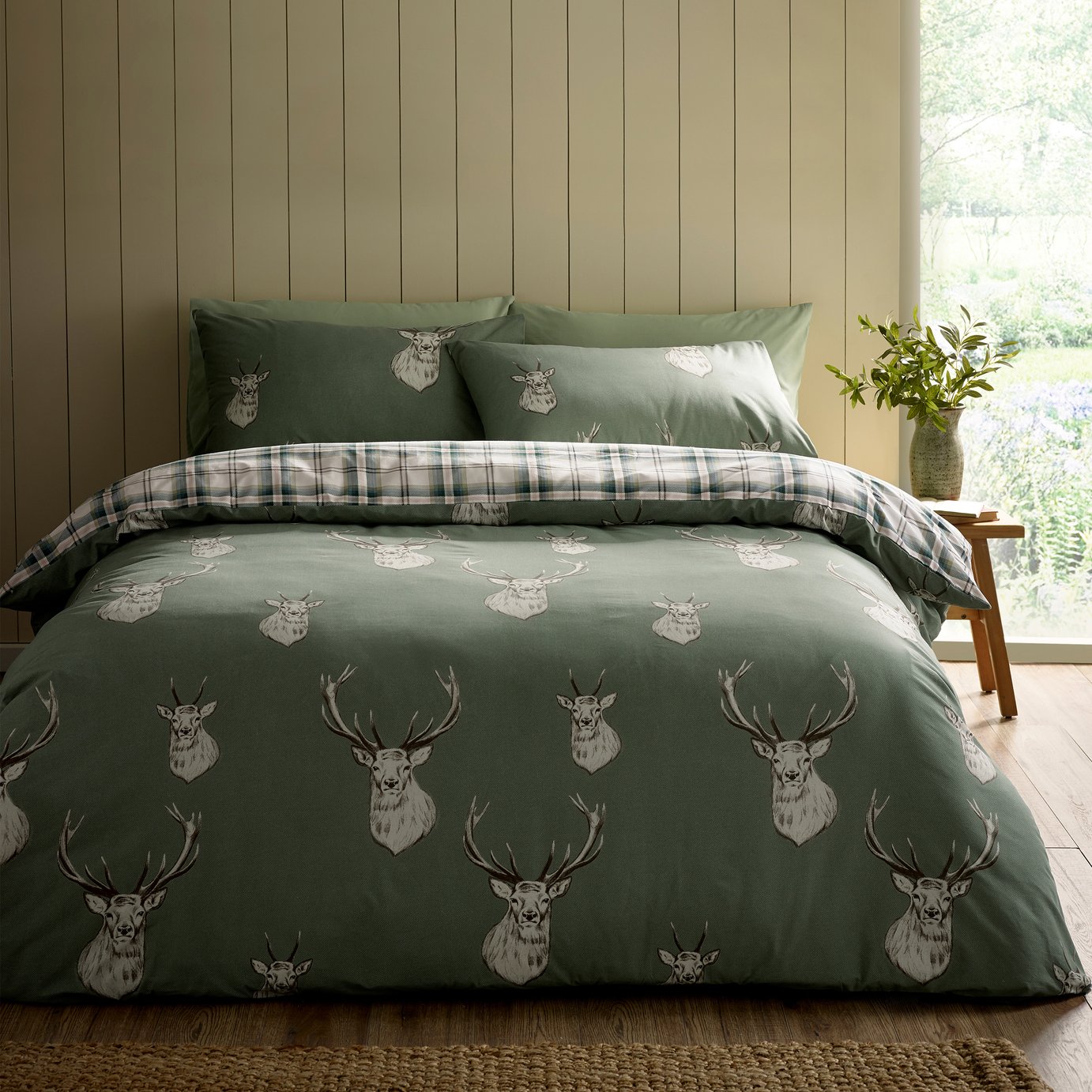 Catherine Lansfield Stag Green Bedding Set - Double
