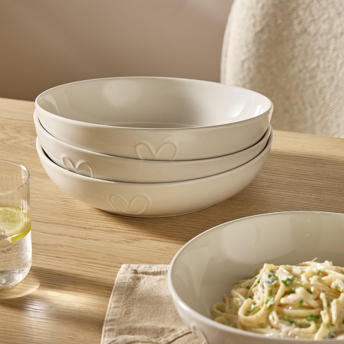 Argos Home Embossed Heart 4Piece Stoneware Pasta Bowls-Cream