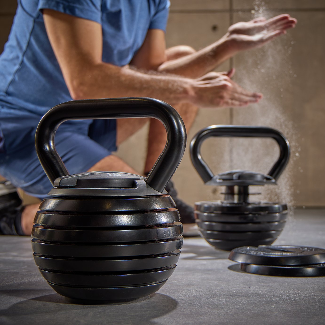 Pro Fitness 7-in-1 18kg Adjustable Kettlebell - Black