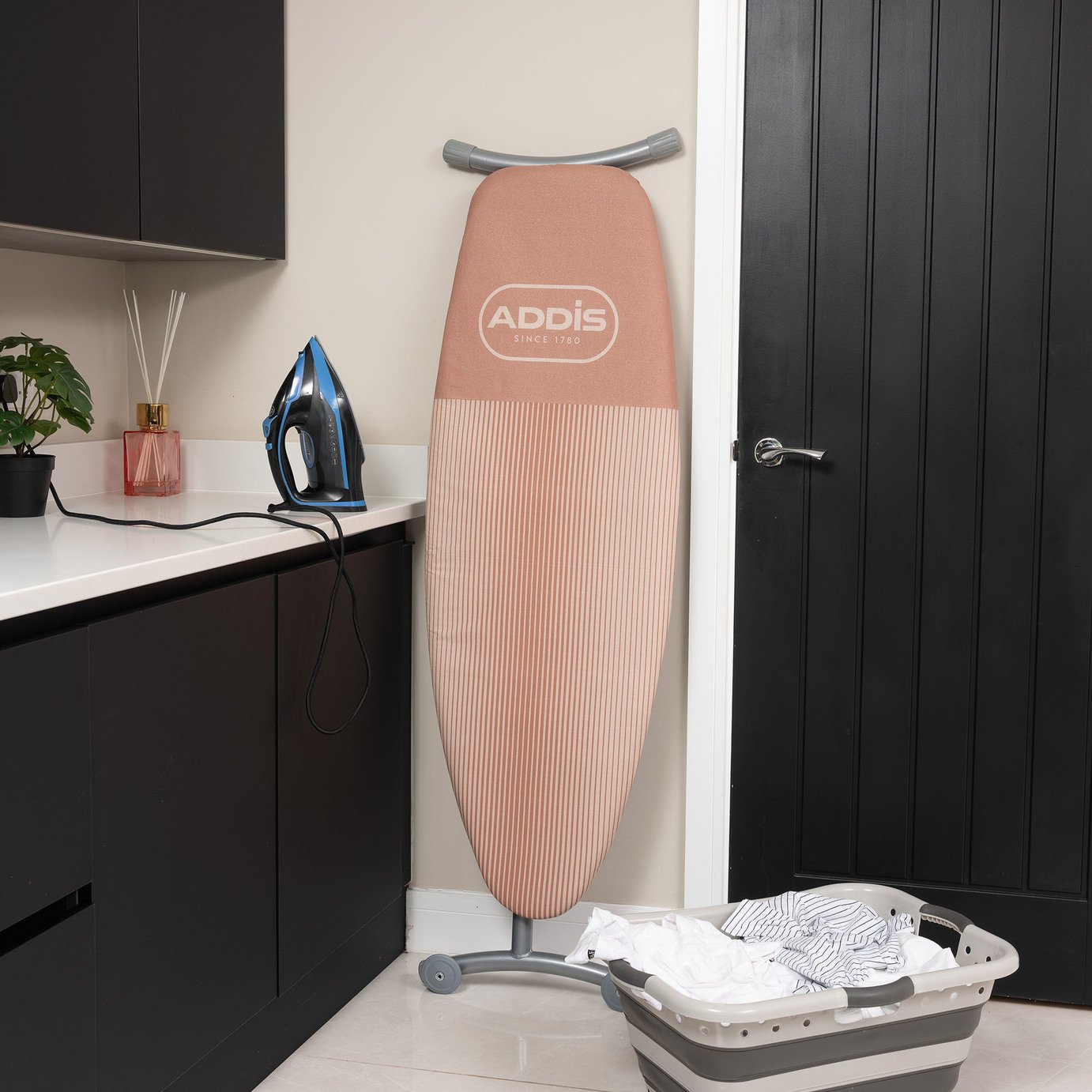 Addis Deluxe Large 135x46cm Ironing Board - Stripes