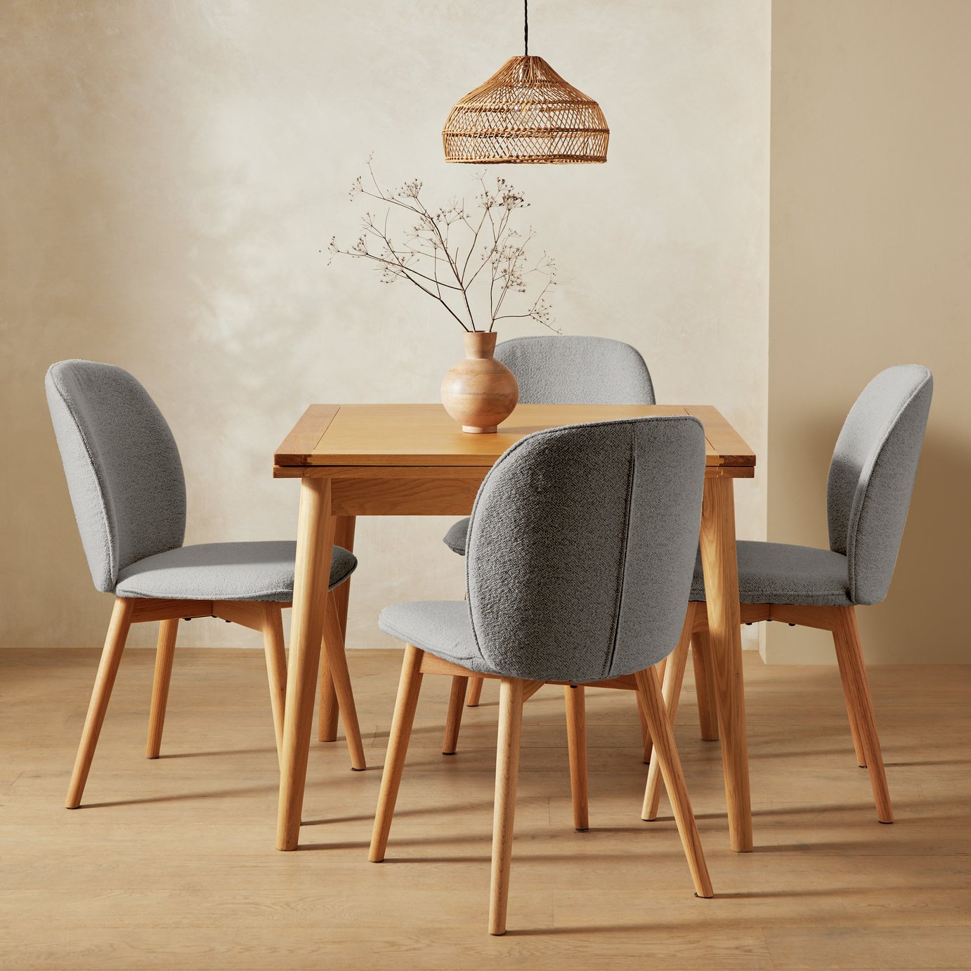 Habitat Lincoln Extending Dining Table & 4 Chairs