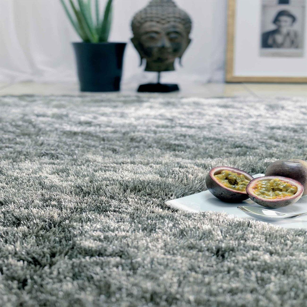 Mega Flooring Grey Shaggy Plain Rug - 65 x 135cm