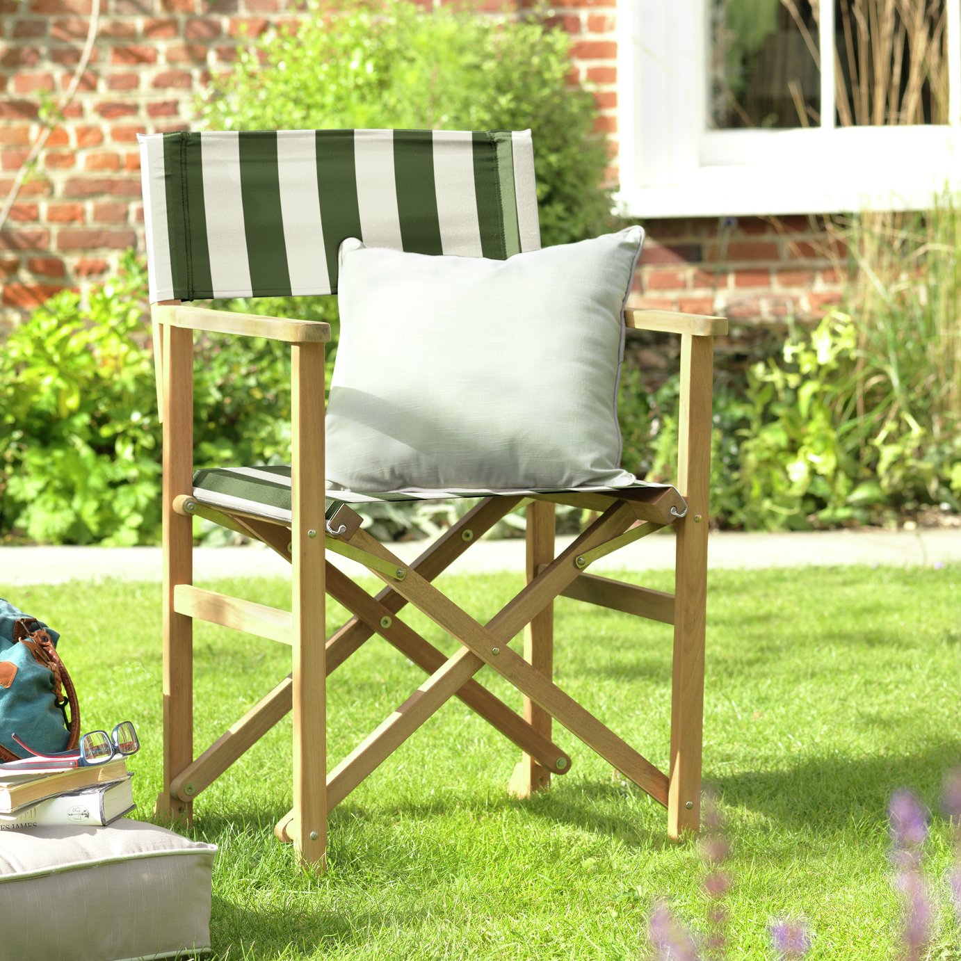 Habitat Folding Wooden Garden Director Chair - Green & White