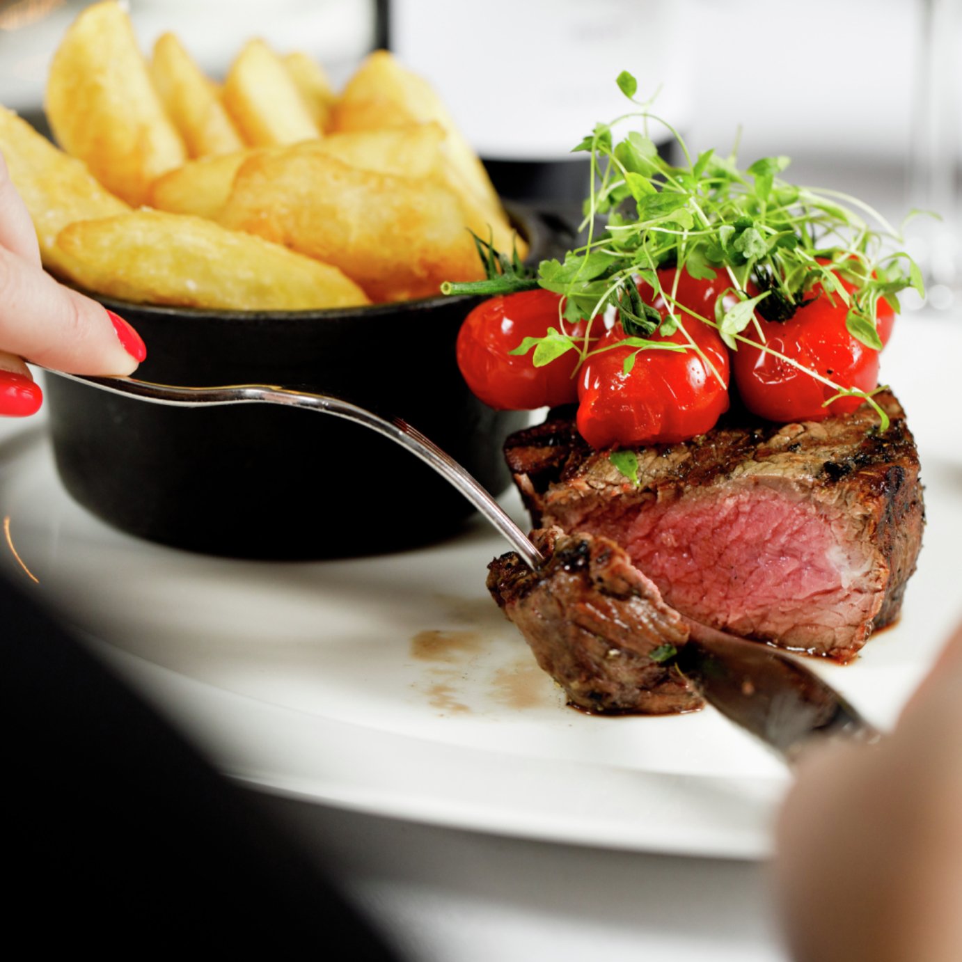 Buyagift Three Course Meal & Wine For Two At MPW Steakhouse