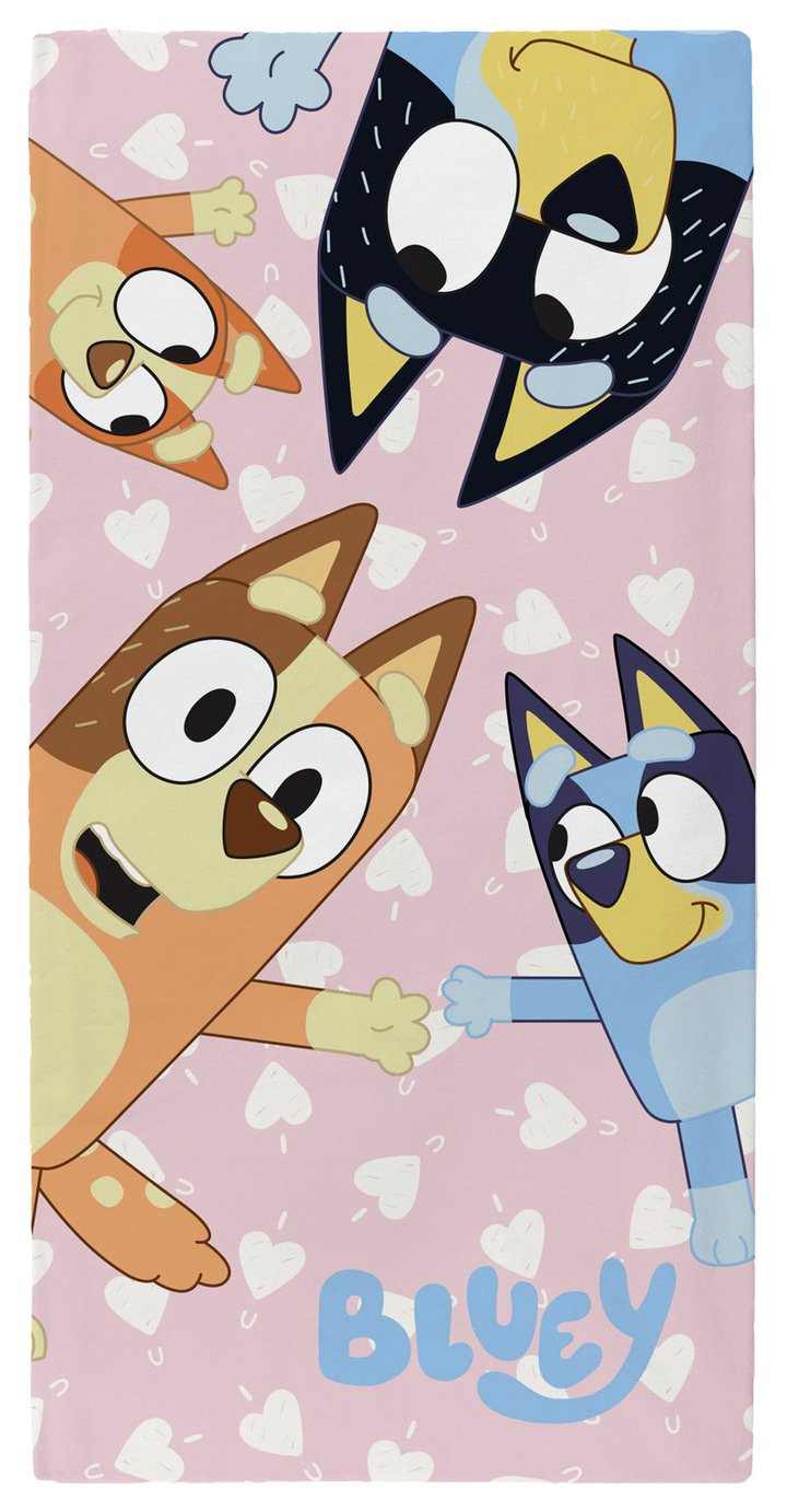 Bluey Hearts Beach Towel - Pink