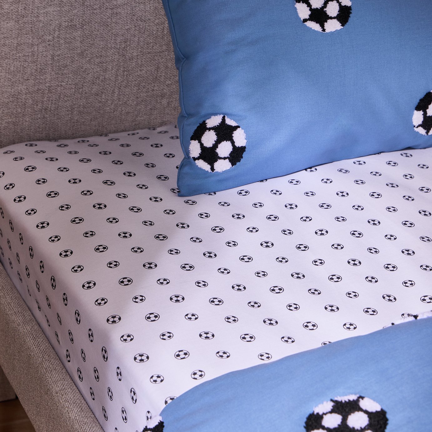 Argos Home Football Printed White Fitted Sheet