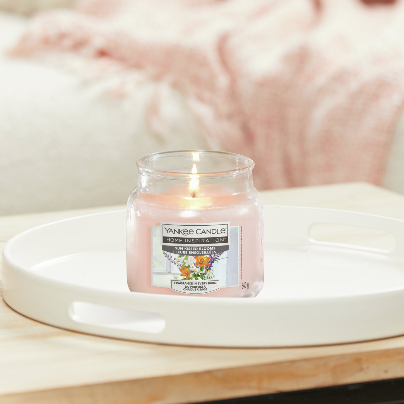 Yankee Candle Medium Scented Jar Candle - Sunkissed Blooms