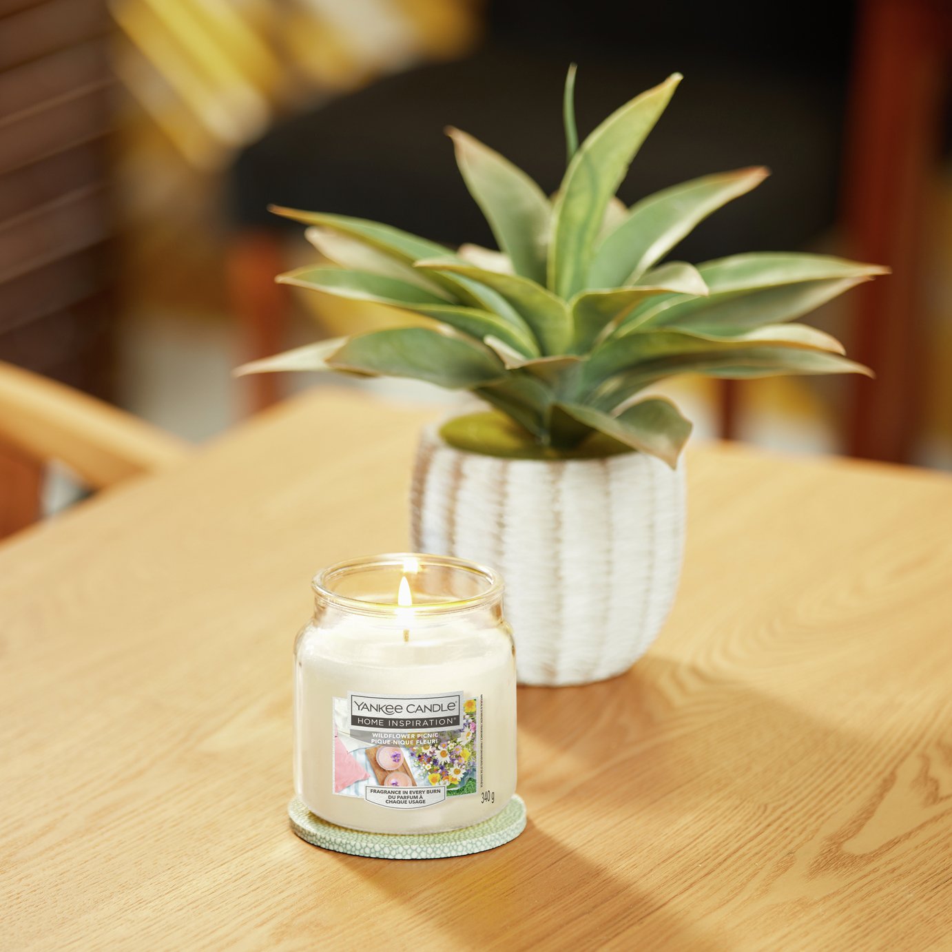 Yankee Candle Medium Scented Jar Candle - Wildflower Picnic