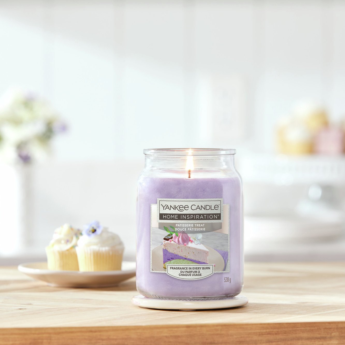 Yankee Candle Large Scented Jar Candle - Patisserie Treat