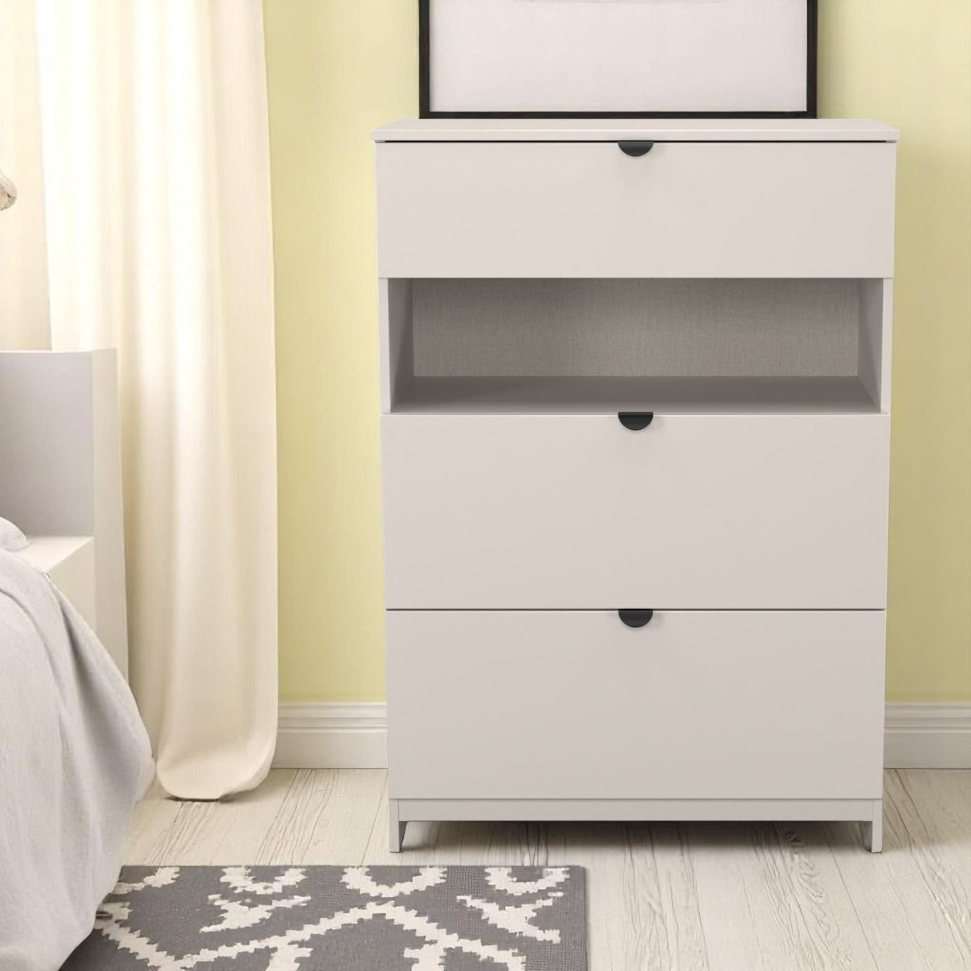 Welcome Canmore 3 Drawer Chest With Shelf