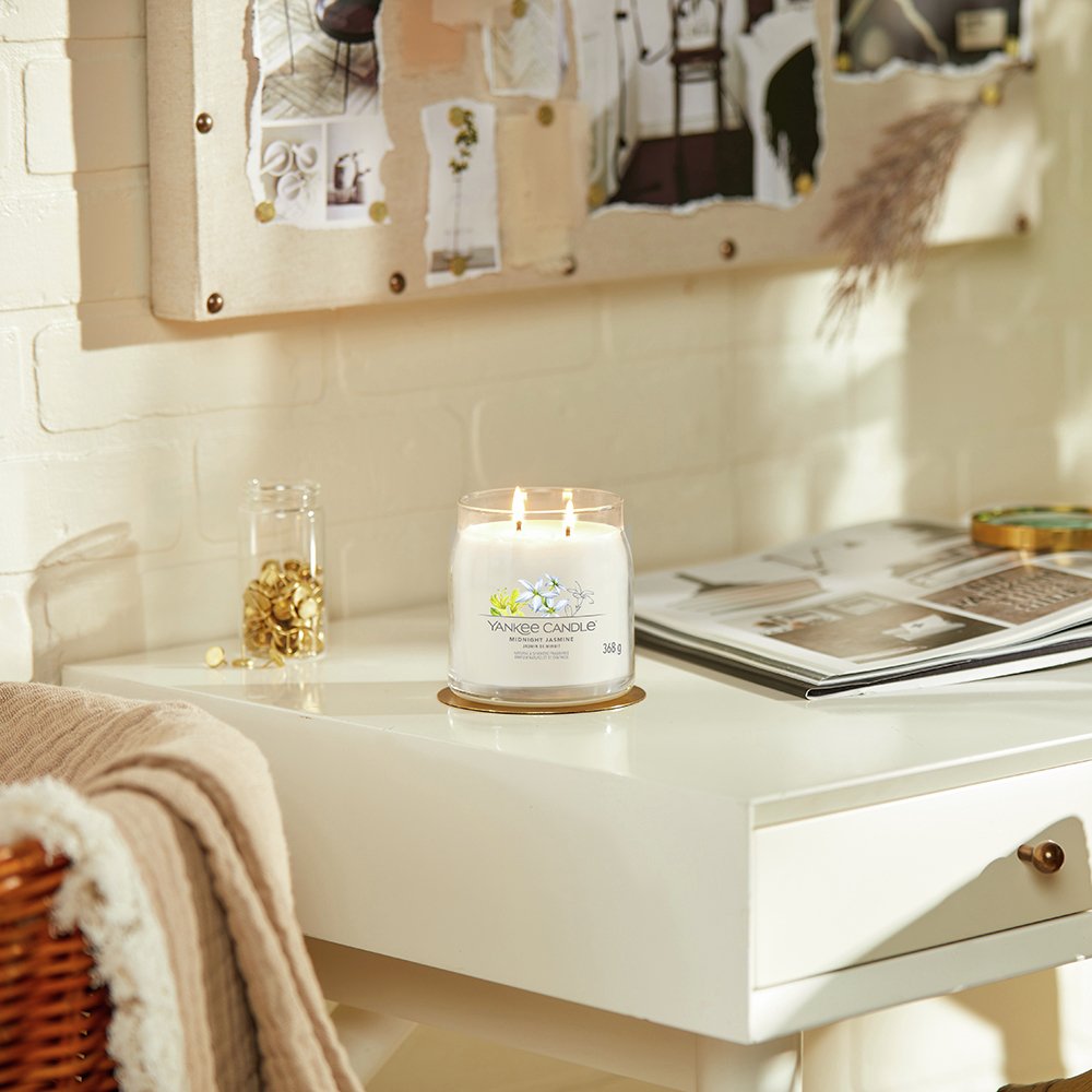 Yankee Candle Medium Scented Candle - Midnight Jasmine