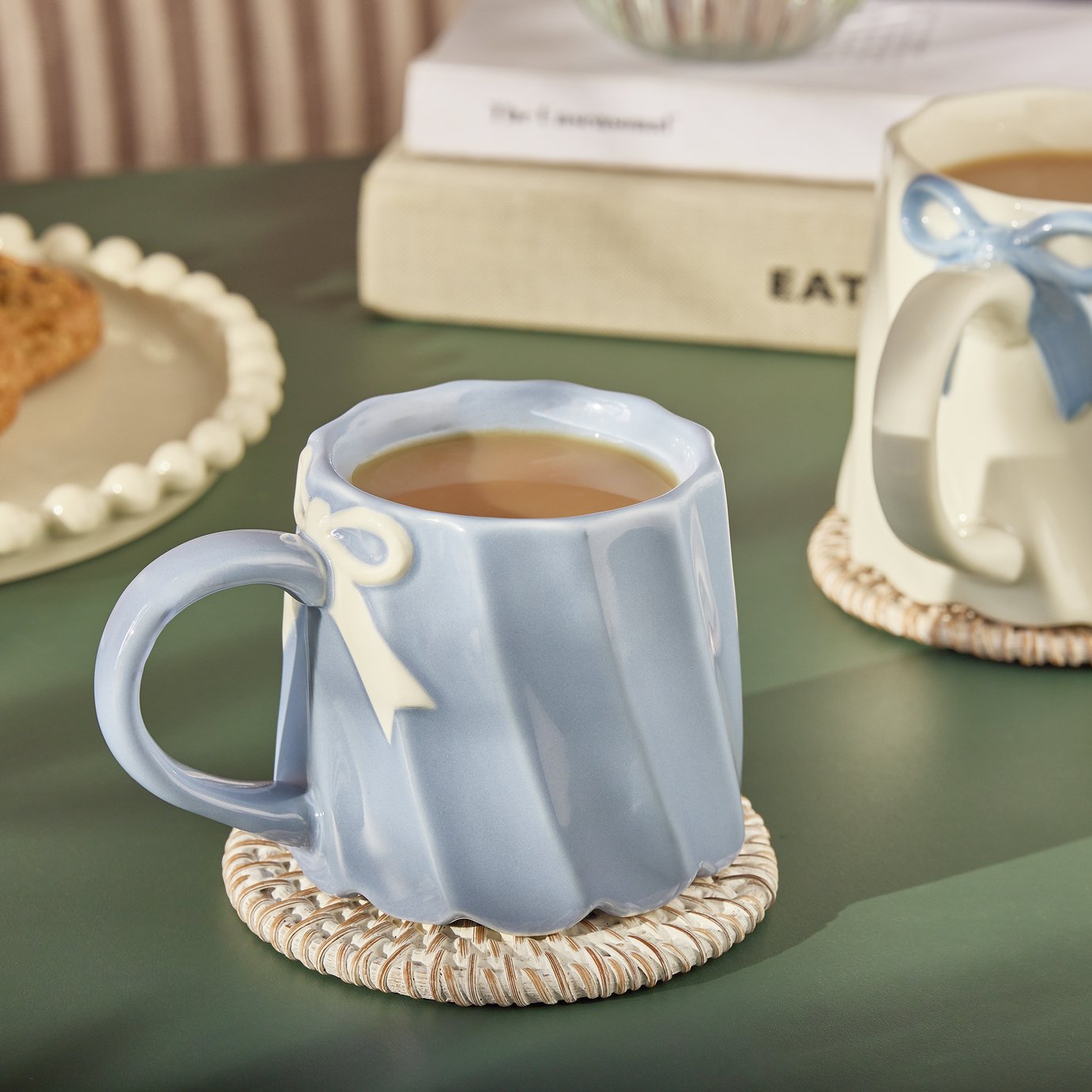 Argos Home Scalloped White Bow Blue Mug