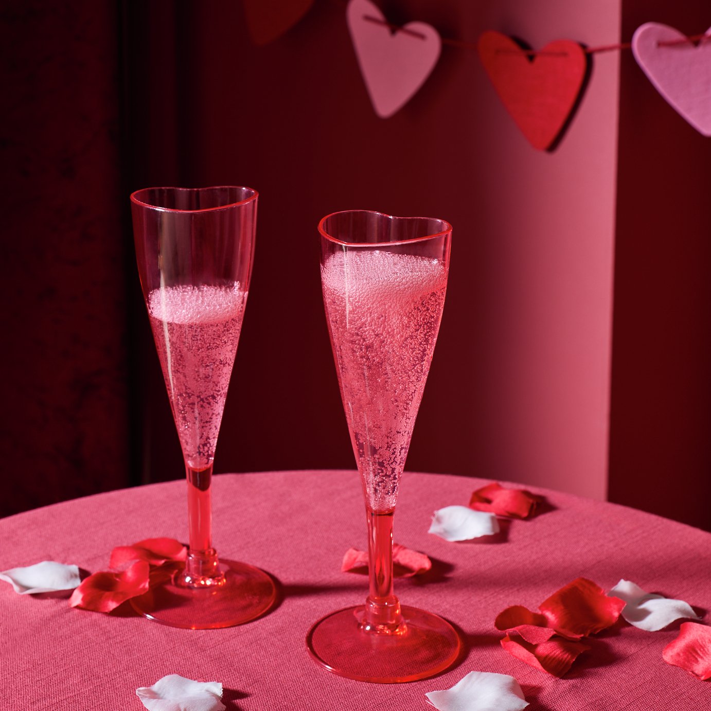 Argos Home Pack of 2 Valentines Heart Shaped Flute