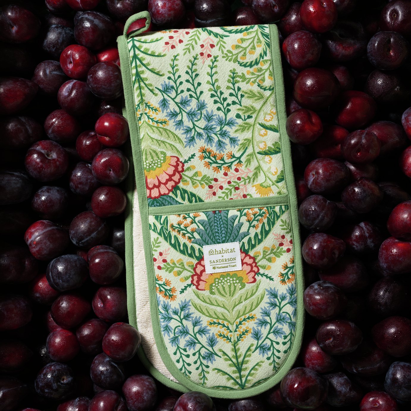 Habitat x Sanderson & National Trust Oven Glove - Green