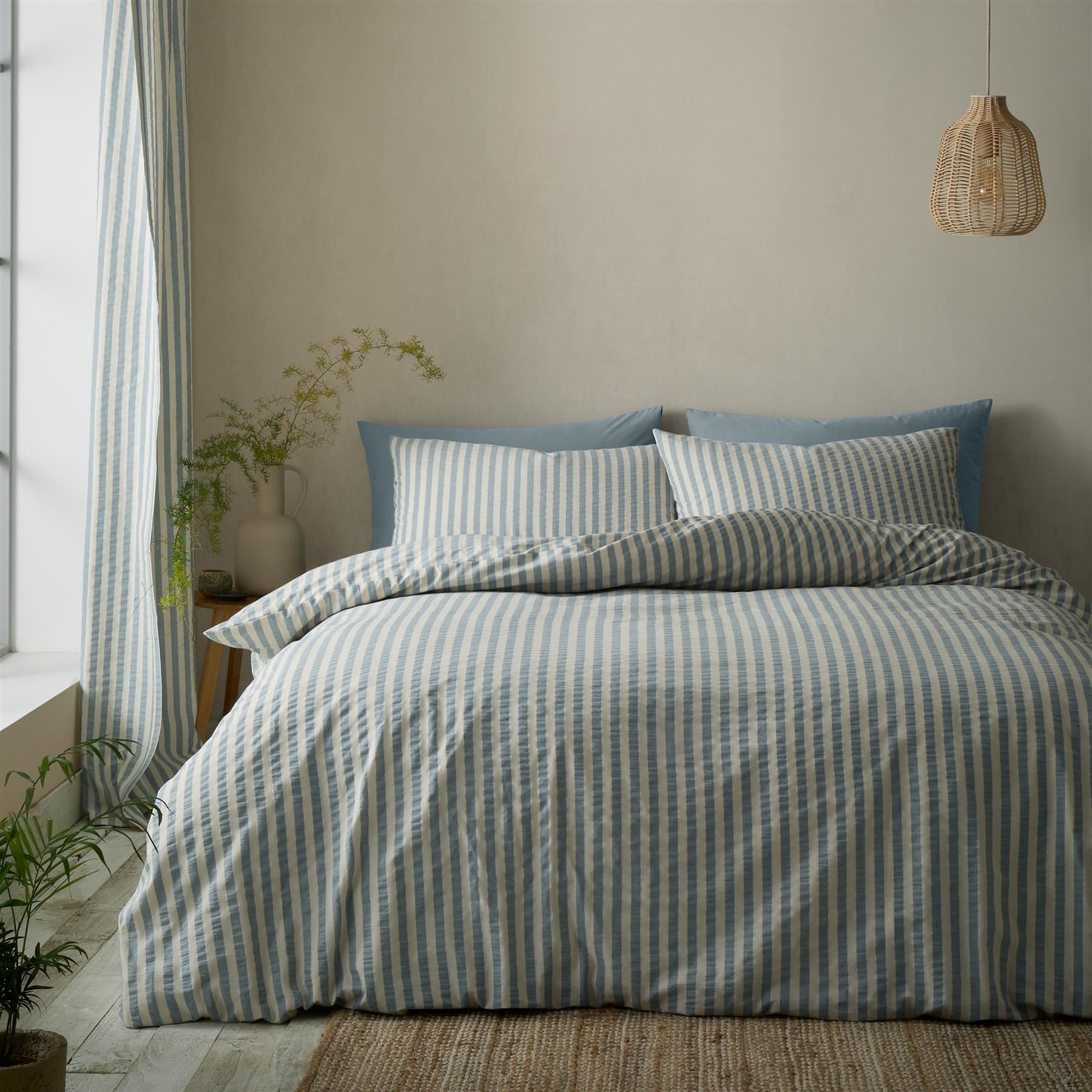 Pineapple Elephant Woven Stripe Duvet Cover Set - Double - Blue
