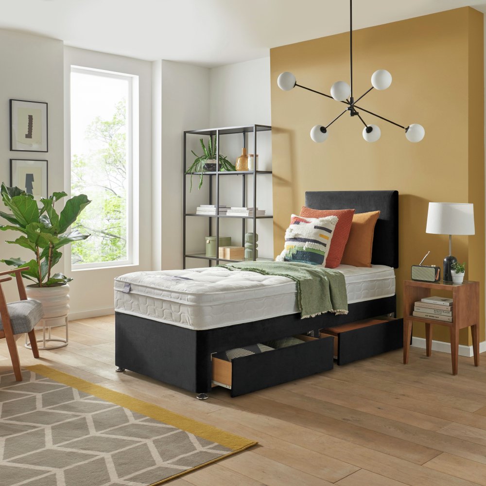 Silentnight Travis Ortho Mattress & Divan Bed Set